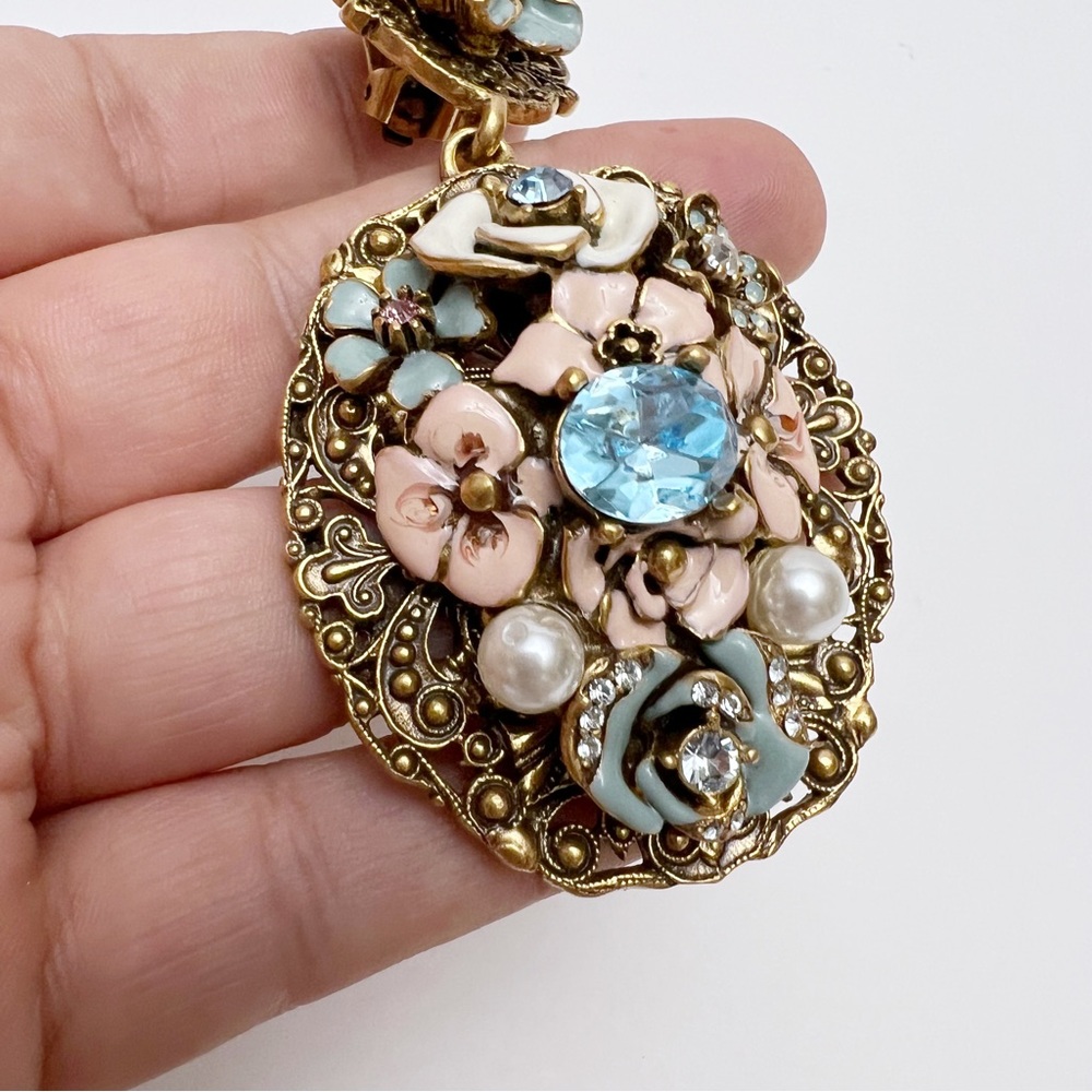 Oscar de la Renta Baroque Goldtone Enamel Floral Crystal Drop Clip On Earrings - Picture 5 of 11